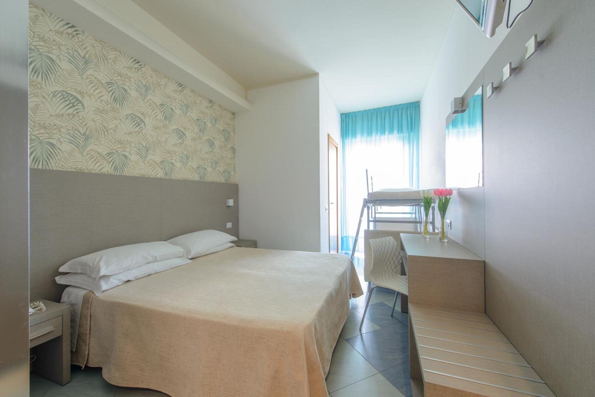 Hotel Christian Rimini Exteriör bild